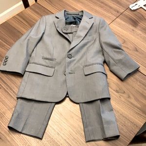 Isaac Mizrahi grey boys size 5 suit